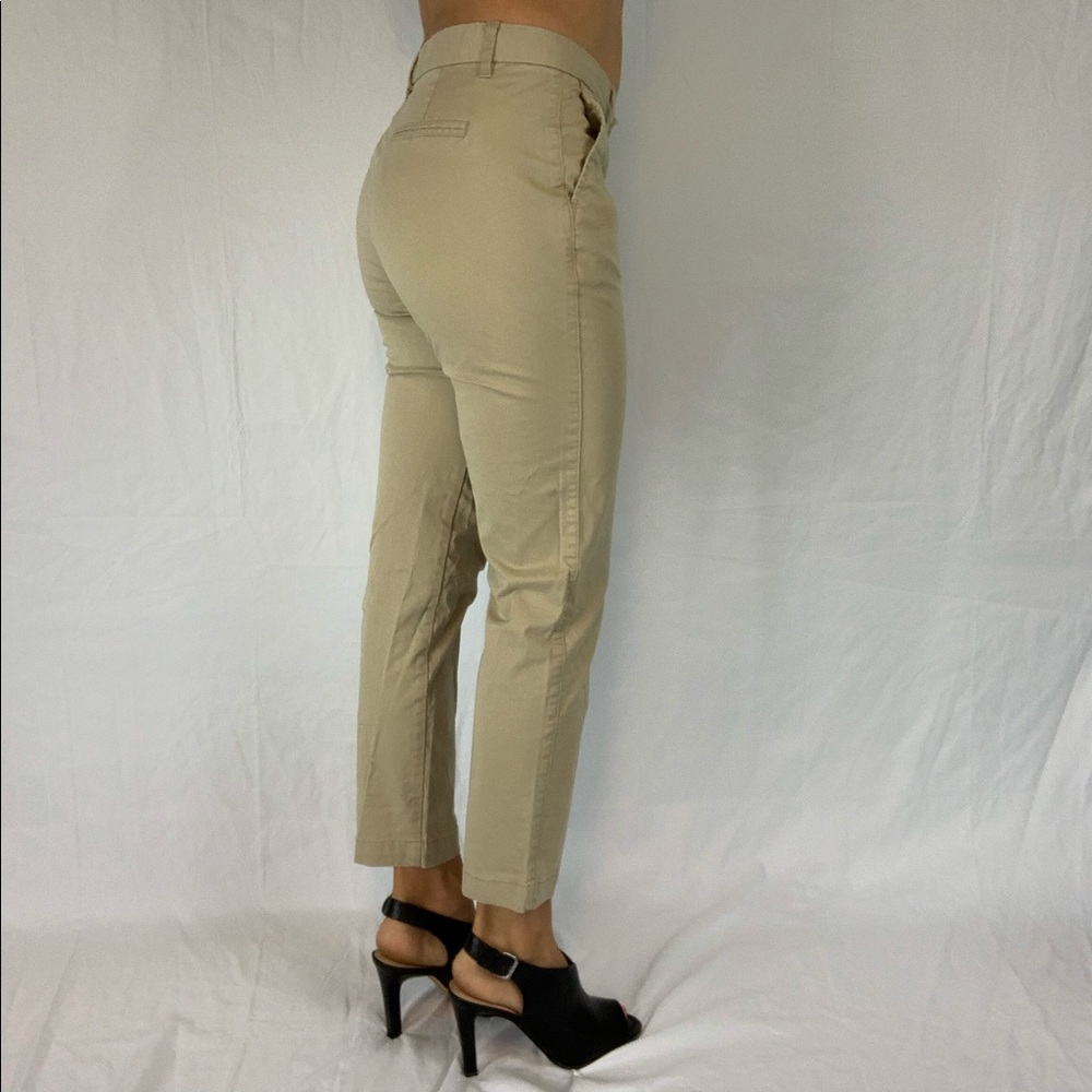 Gap “Slim City Crop” khaki slacks